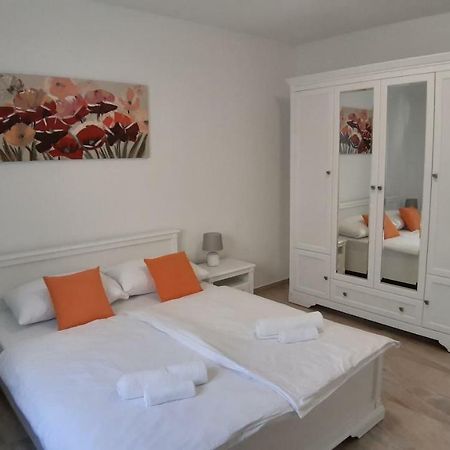 Relax Apartamento Starigrad Paklenica Exterior foto