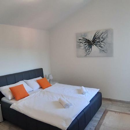 Relax Apartamento Starigrad Paklenica Exterior foto