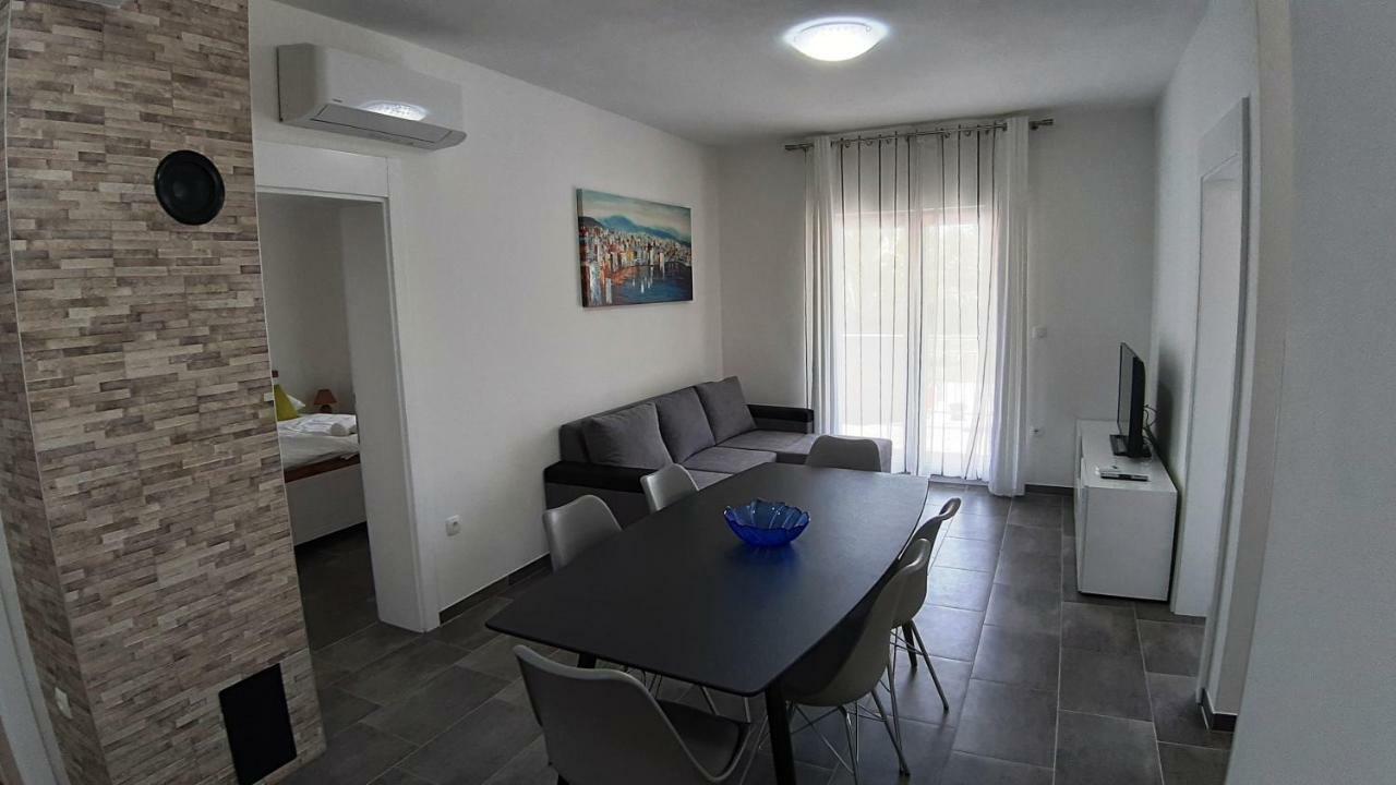 Relax Apartamento Starigrad Paklenica Exterior foto