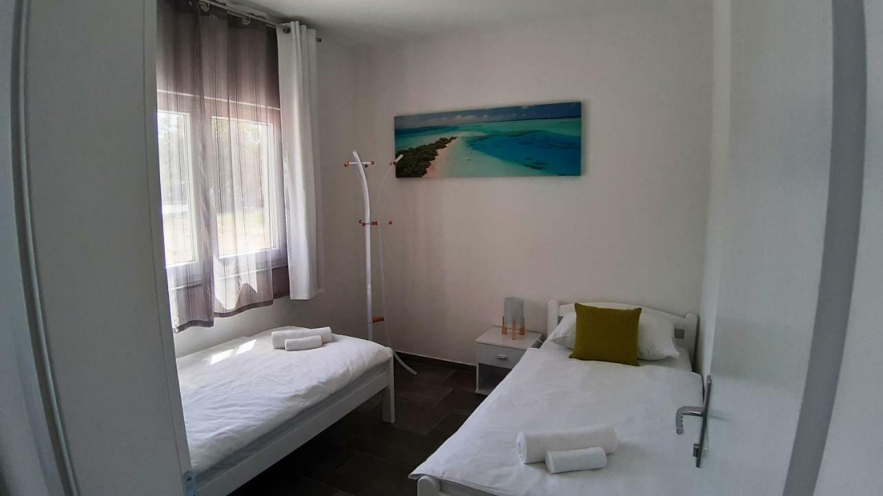 Relax Apartamento Starigrad Paklenica Exterior foto