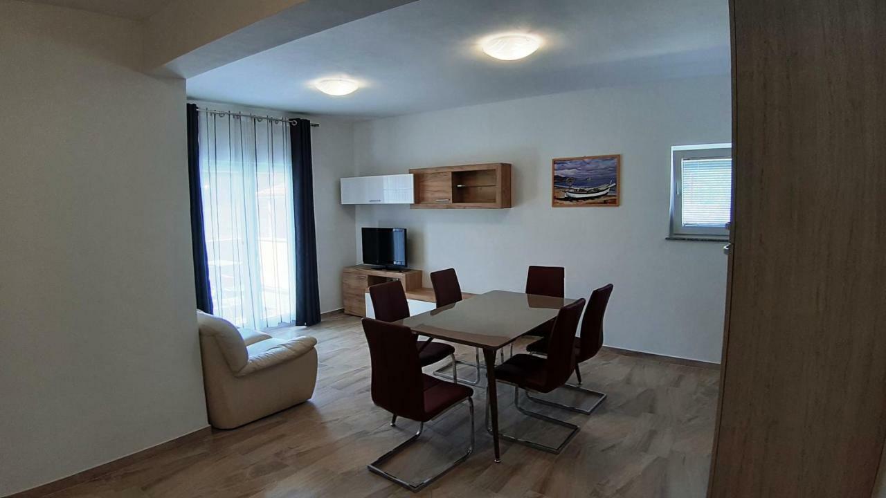 Relax Apartamento Starigrad Paklenica Exterior foto