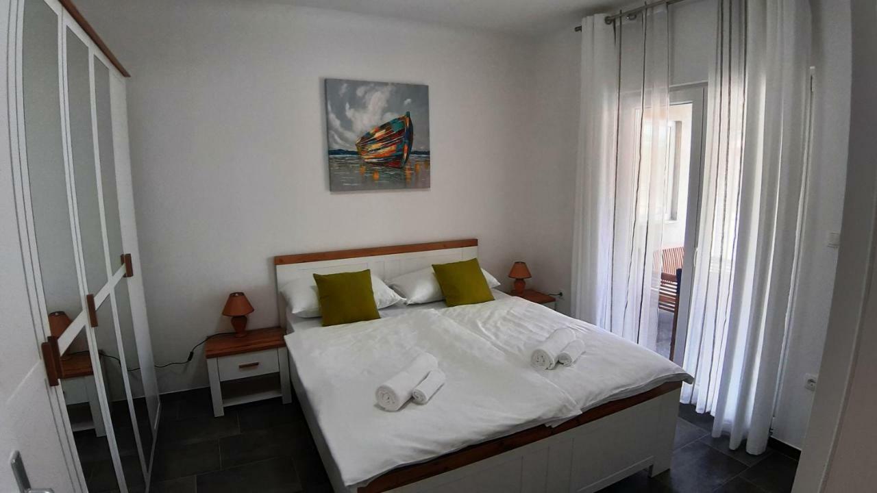 Relax Apartamento Starigrad Paklenica Exterior foto