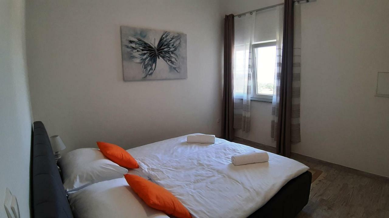Relax Apartamento Starigrad Paklenica Exterior foto