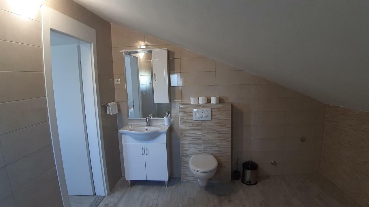 Relax Apartamento Starigrad Paklenica Exterior foto