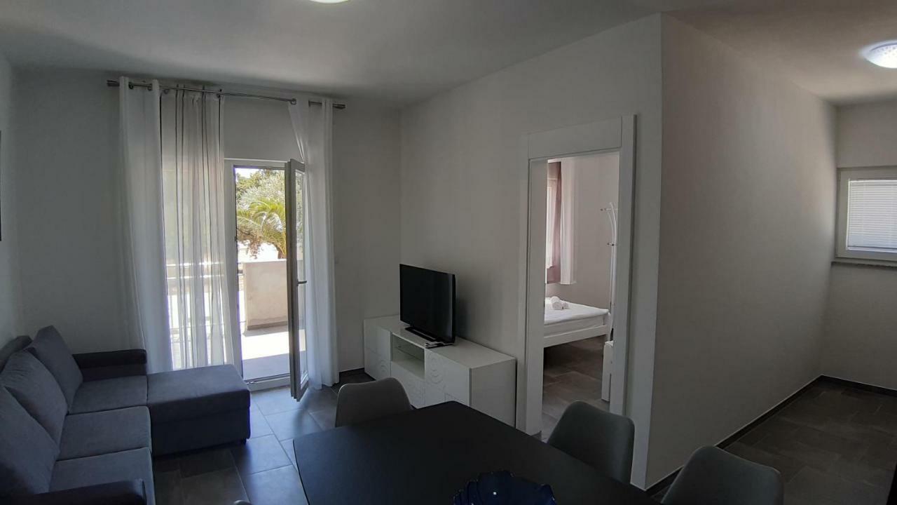 Relax Apartamento Starigrad Paklenica Exterior foto